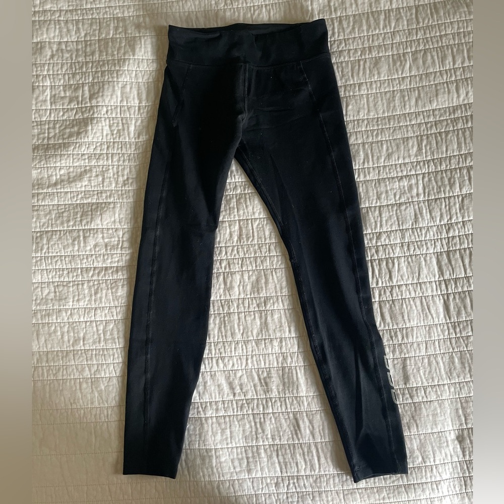 Lorna Jane Black 7/8 Leggings